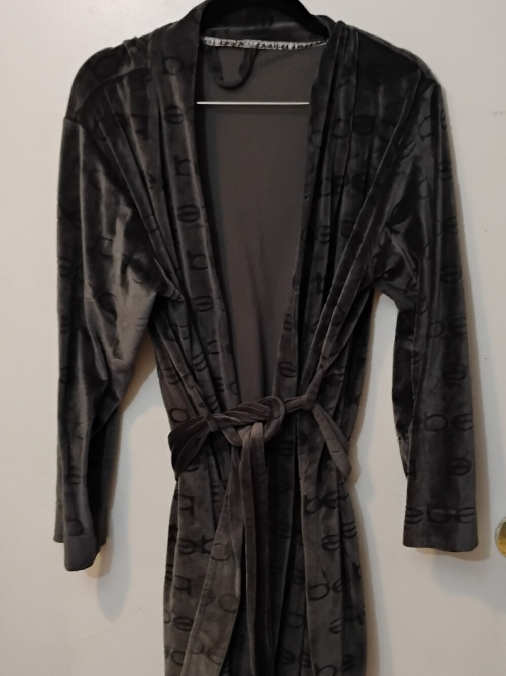 Bebe Women’s Velvet Robe in Charcoal Gray - Classic Tie-Waist Lounge Robe